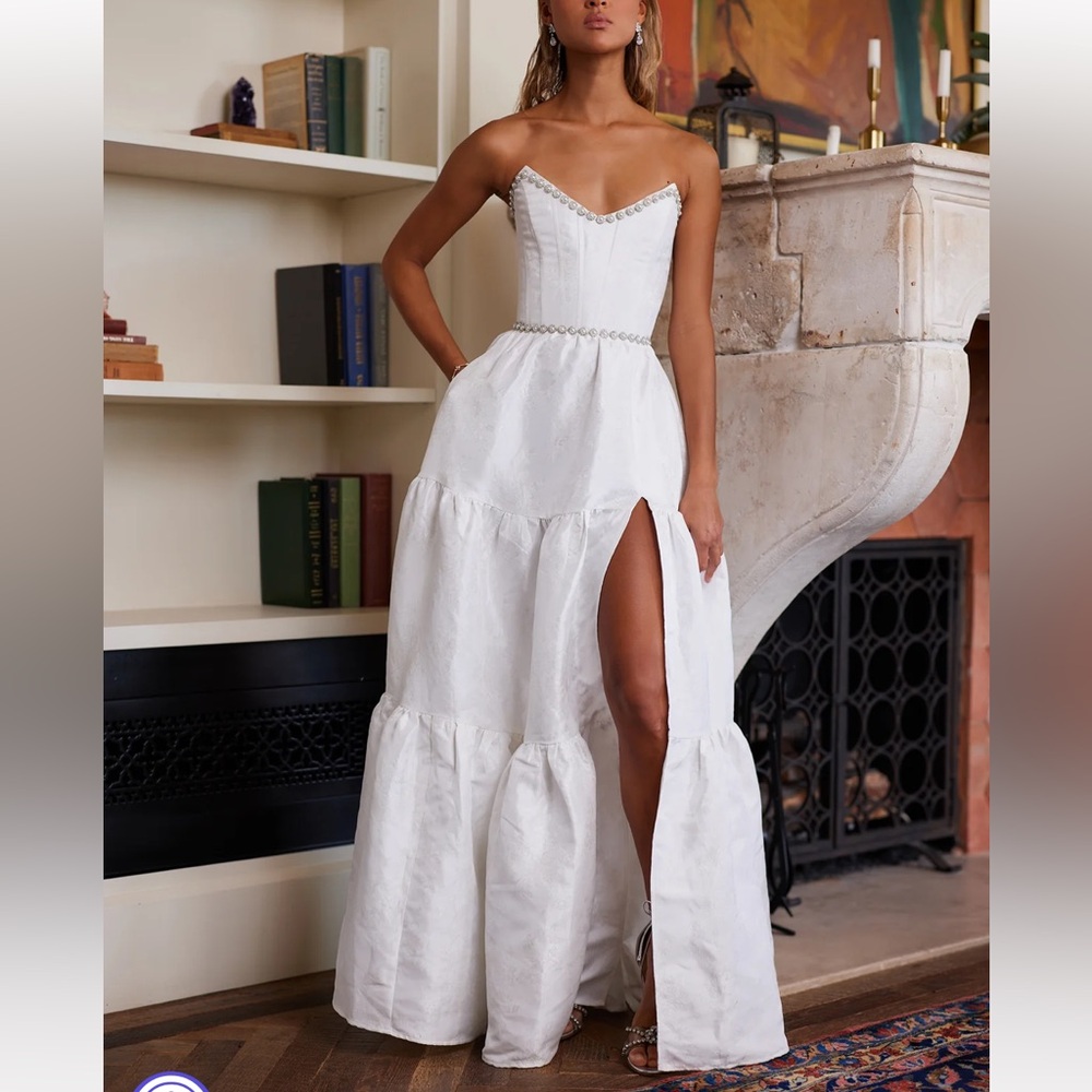 V. Chapman Bridal Gown - NEVER WORN